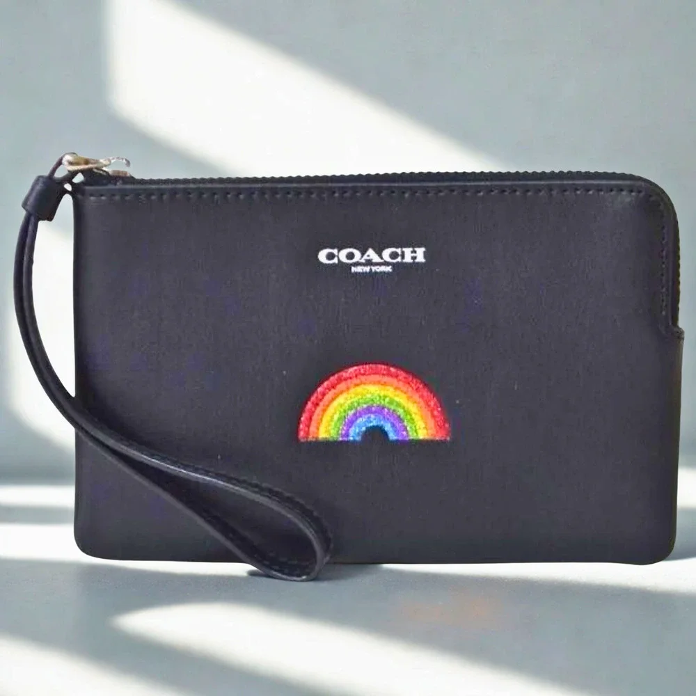 Coach Rainbow Corner Zip Wristlet Wallet F26938 Black Leather NWT $95 MSRP